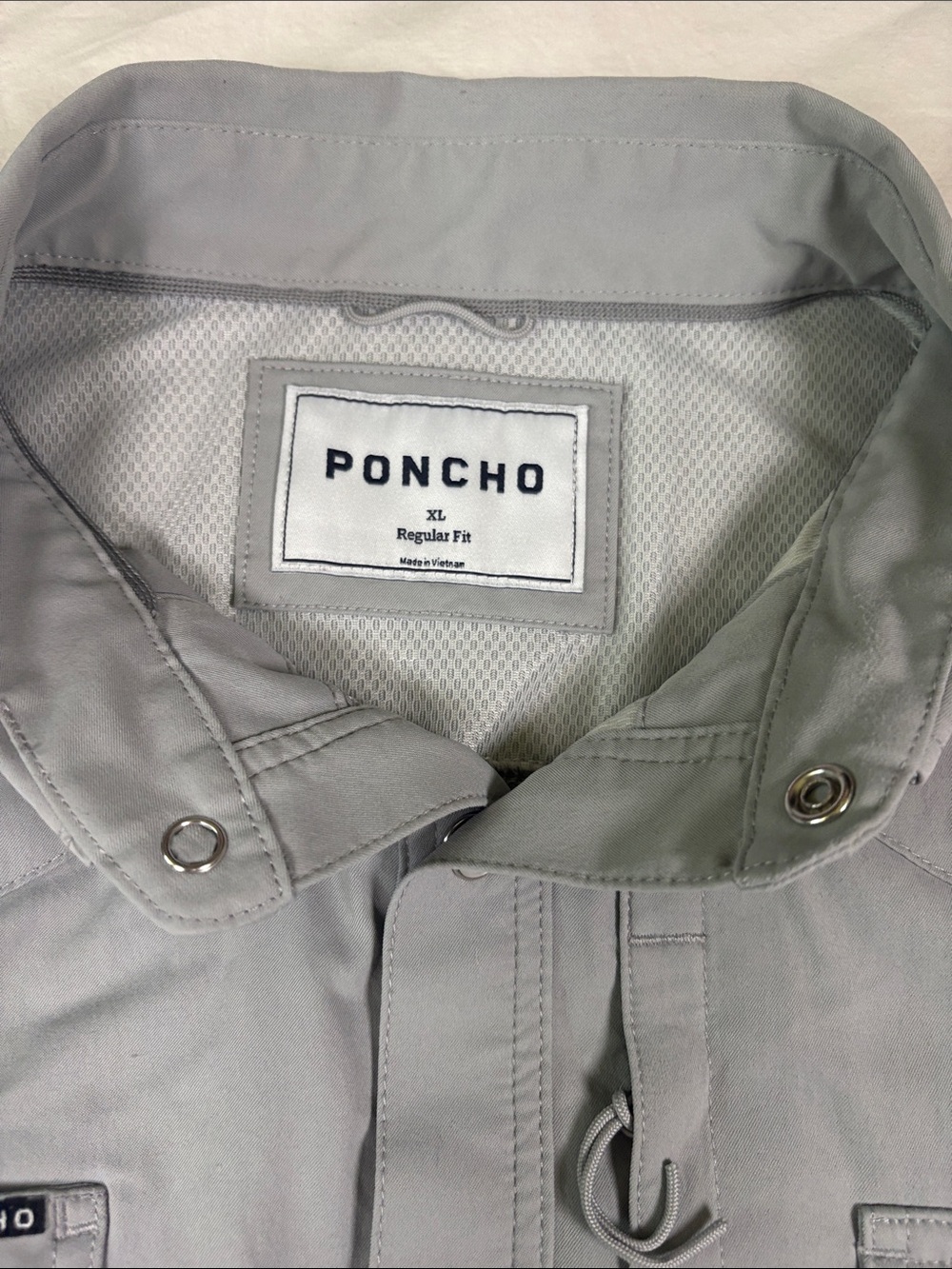 Columbia Men’s Short Sleeve Button-Up Shirt - Light Gray - Picture 2 of 3
